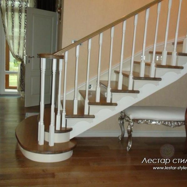 Лестница из дерева