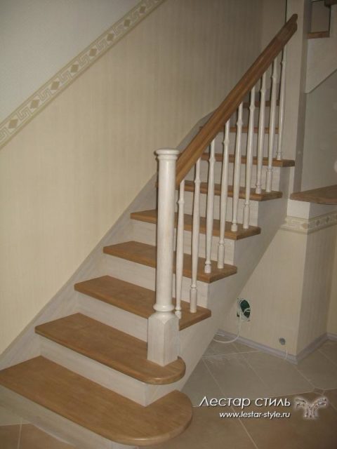 деревянная лестница