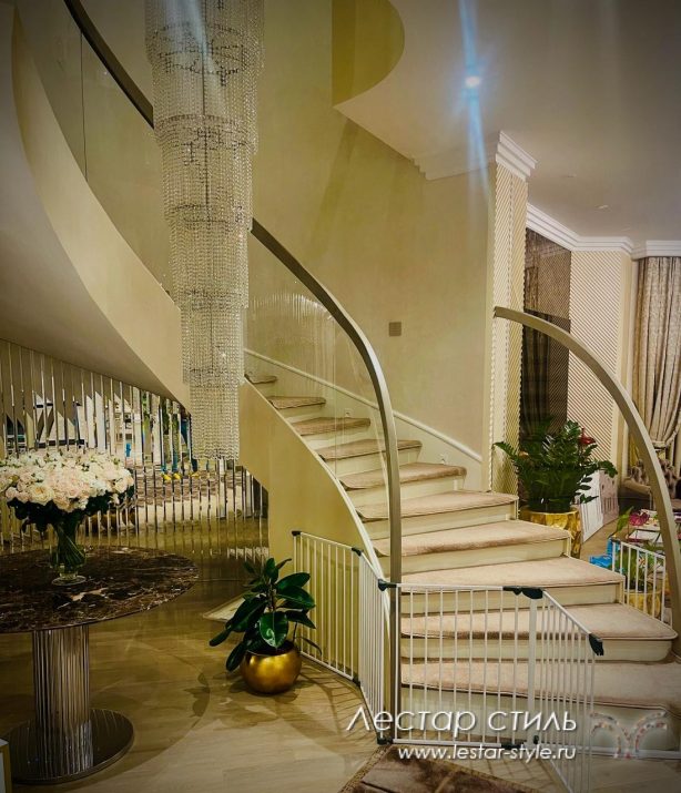 лестницы со стеклом